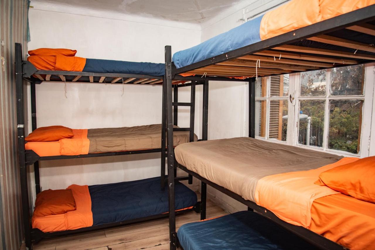 Urbano Hostel Сантяго Екстериор снимка