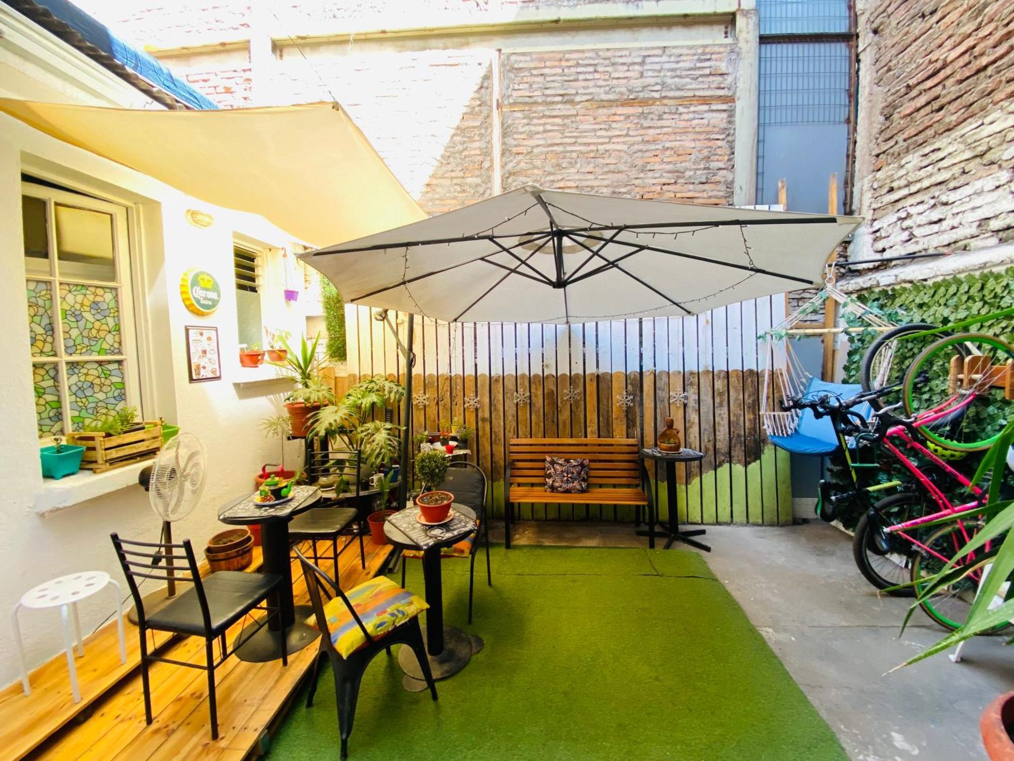 Urbano Hostel Сантяго Екстериор снимка